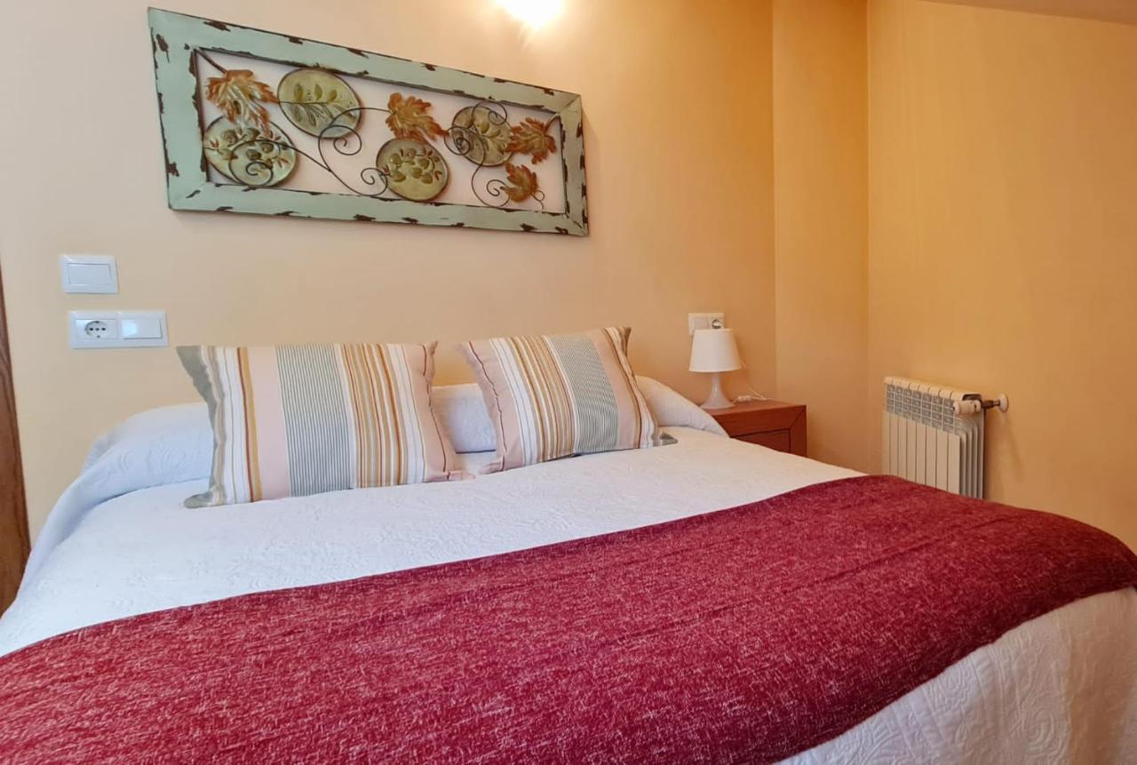Apartamentos El Pigazu Onís Екстериор снимка